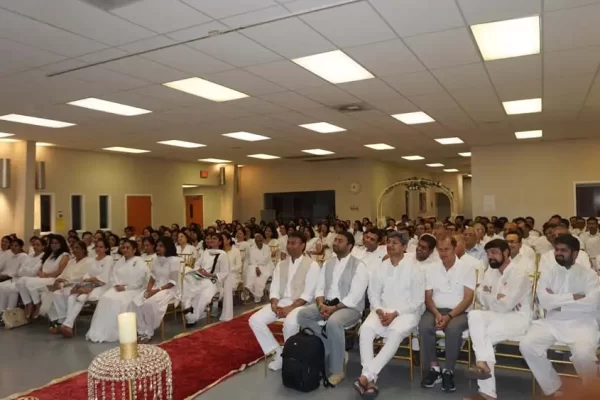 Sis-Shivani-Conducting-Class-at-Bk-Milpitas-Center
