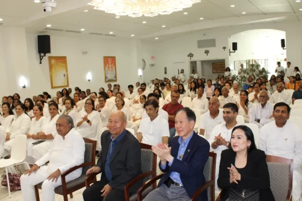Dignitaries and Baba’s children enjoying the celebration